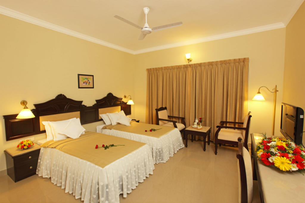 Hotel Airlink Castle Nedumbassery Eksteriør billede